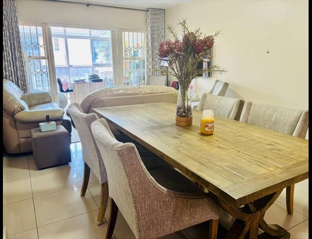 3 BEDROOM APARTMENT FOR SALE IN MUSGRAVE